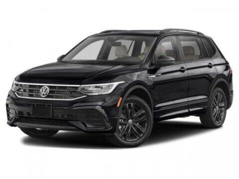2022 Volkswagen Tiguan for sale at Crown Automotive of Lawrence Kansas in Lawrence KS