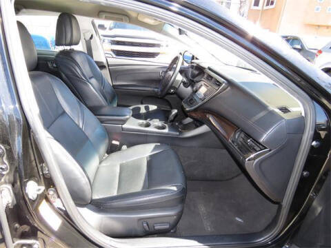 2015 Toyota Avalon Hybrid