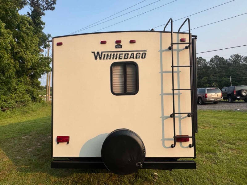 2019 Winnebago Minnie 2201