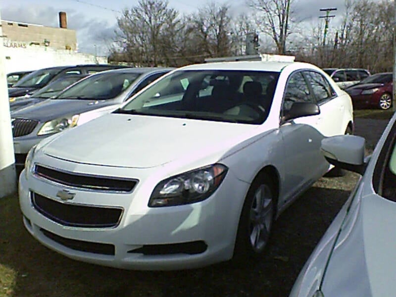 2010 Chevrolet Malibu for sale at DONNIE ROCKET USED CARS in Detroit MI