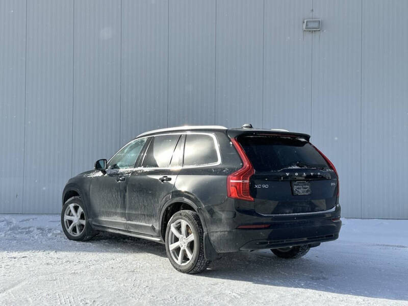 2023 Volvo XC90 B5 Core