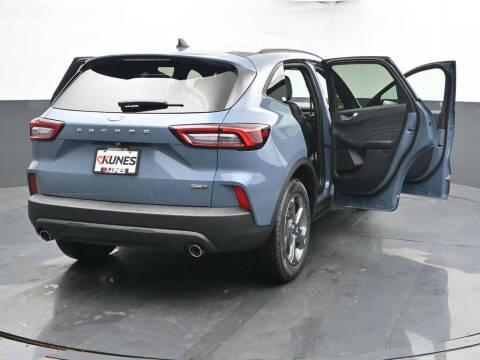 2026 Ford Escape Hybrid ST-Line Select