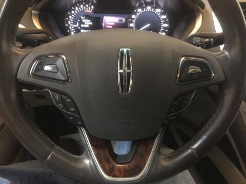 2016 Lincoln MKZ