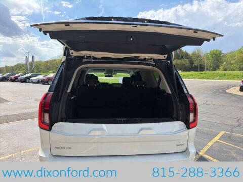 2026 Ford Expedition MAX Active