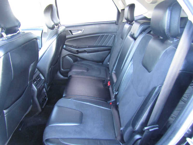 2016 Ford Edge Sport