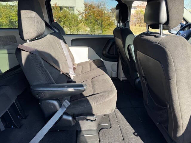 2016 Dodge Grand Caravan American Value Package