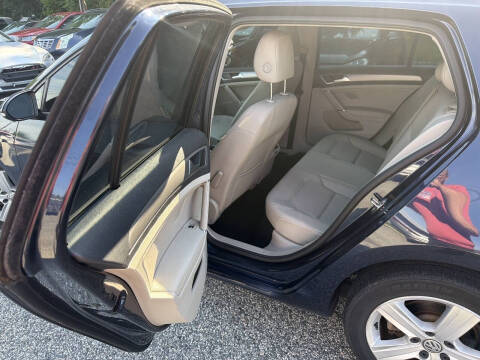 2017 Volkswagen Golf TSI Wolfsburg Edition