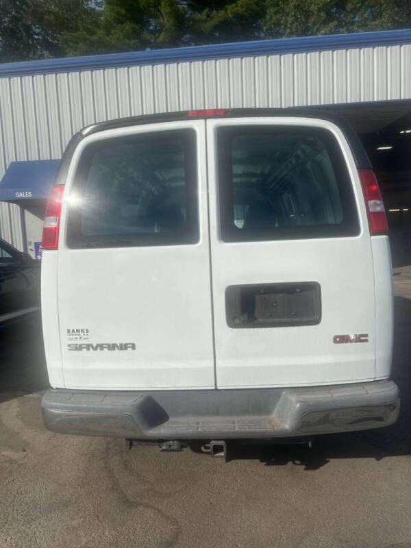 2022 GMC Savana 3500