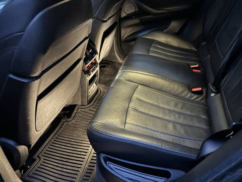 2017 BMW X6 xDrive50i