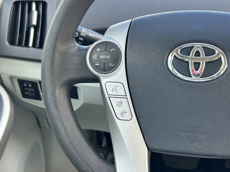 2015 Toyota Prius Three