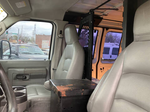 2009 Ford E-Series E-250