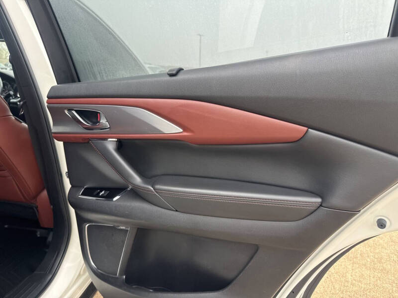 2018 Mazda CX-9 Signature