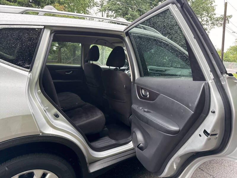 2015 Nissan Rogue S