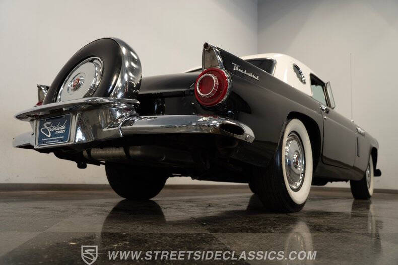 1956 Ford Thunderbird
