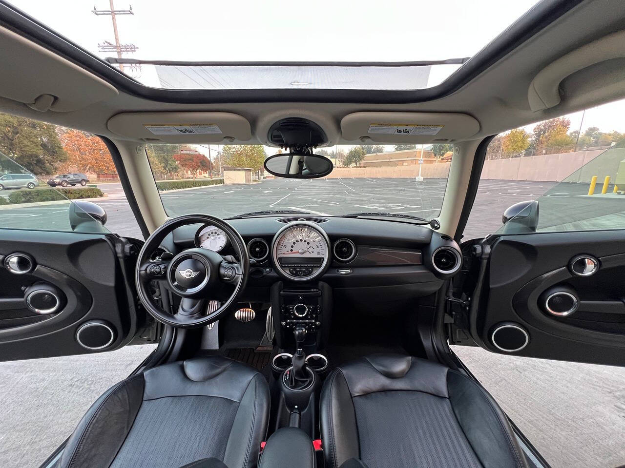 2011 MINI Cooper for sale at R&G Auto Sales in Tujunga, CA