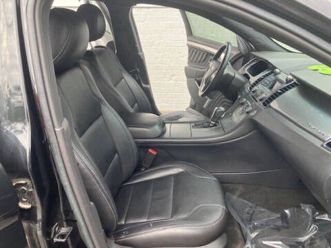 2015 Ford Taurus SEL