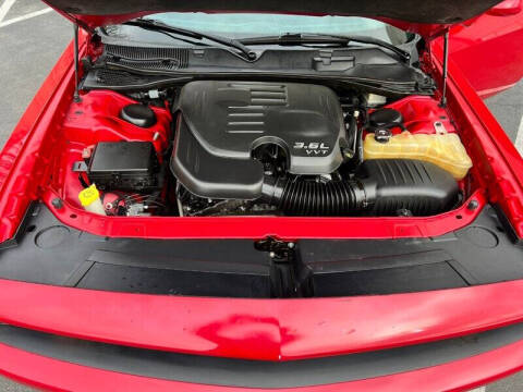 2016 Dodge Challenger SXT