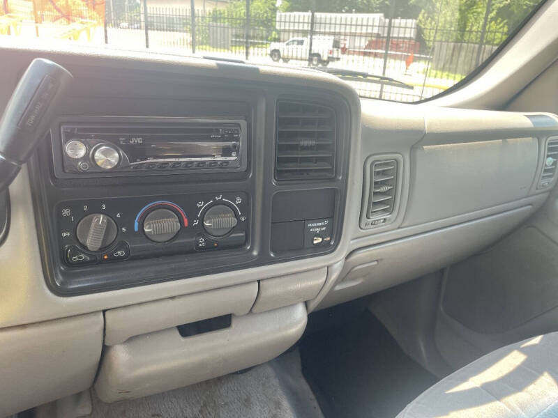 2000 Chevrolet Silverado 1500 LS