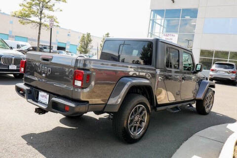 2021 Jeep Gladiator Sport