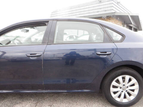 2015 Volkswagen Passat 1.8T Wolfsburg Edition