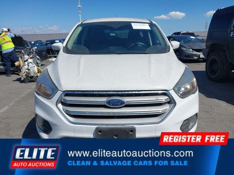 2019 Ford Escape SE