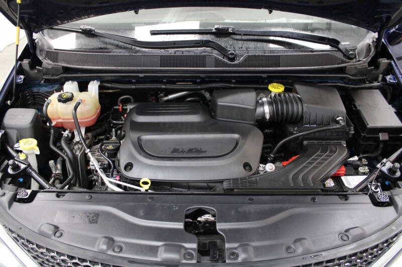 2020 Chrysler Pacifica Touring