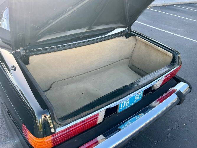 1982 Mercedes-Benz 500-Class