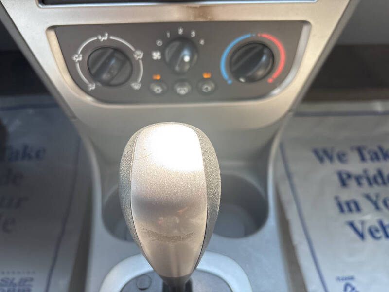 2007 Saturn Ion 2