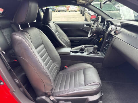 2006 Ford Mustang GT Deluxe