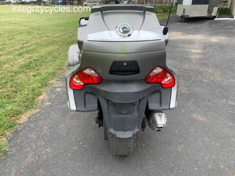 2012 Can-Am Spyder RT-S SE5