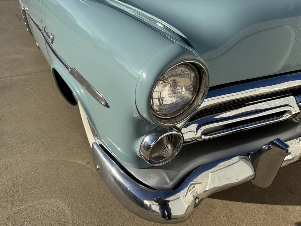 1952 Ford Crestline 72