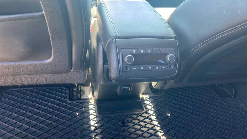 2015 GMC Acadia Denali