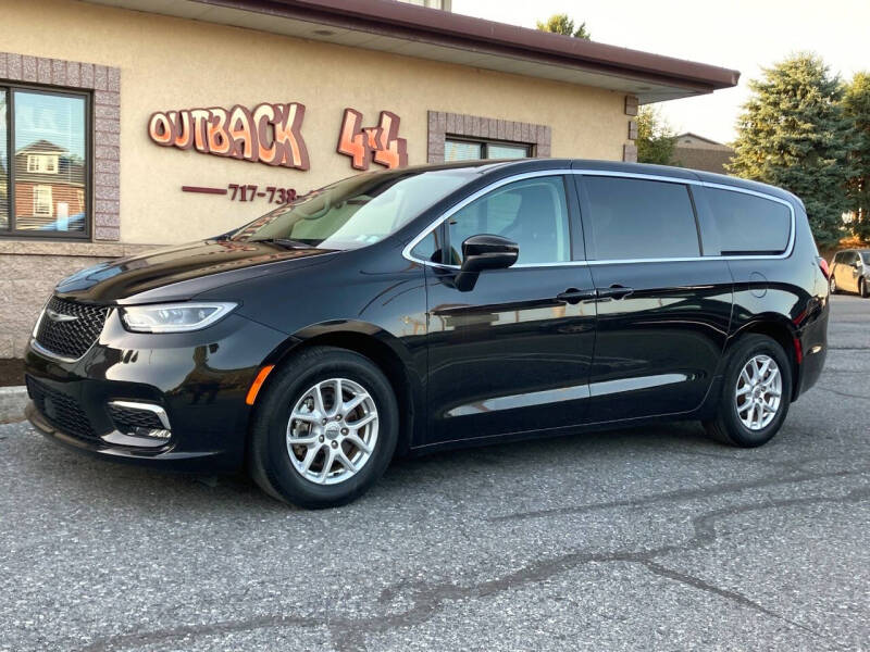 2023 Chrysler Pacifica Touring L