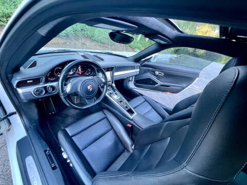 2013 Porsche 911 Carrera