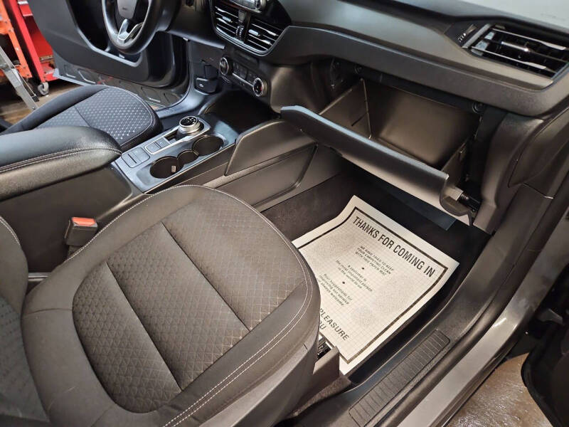 2025 Ford Escape Active