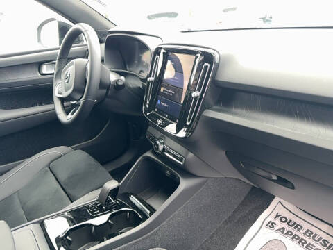 2024 Volvo XC40 Recharge Plus