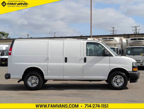 2023 Chevrolet Express 2500
