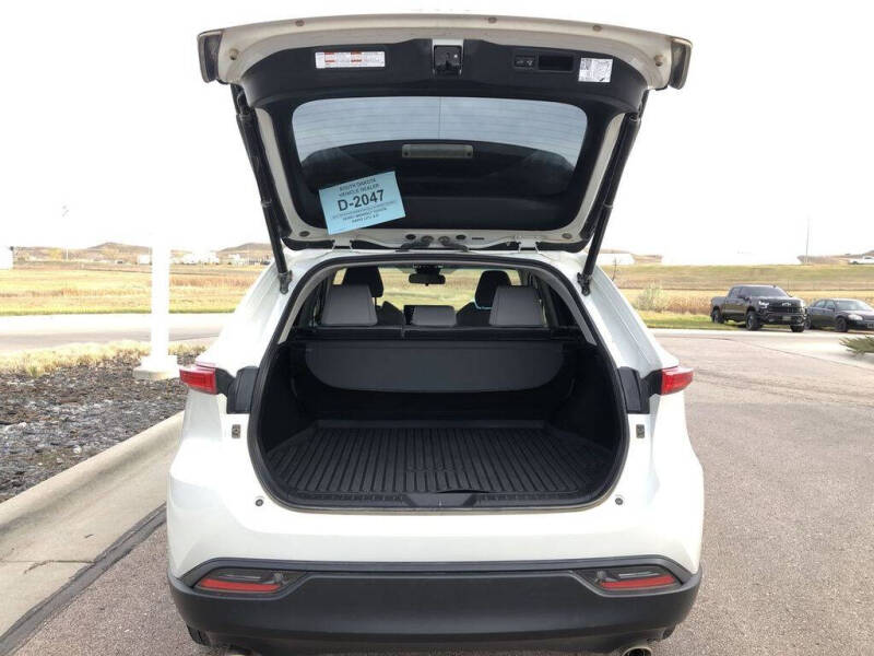 2021 Toyota Venza LE