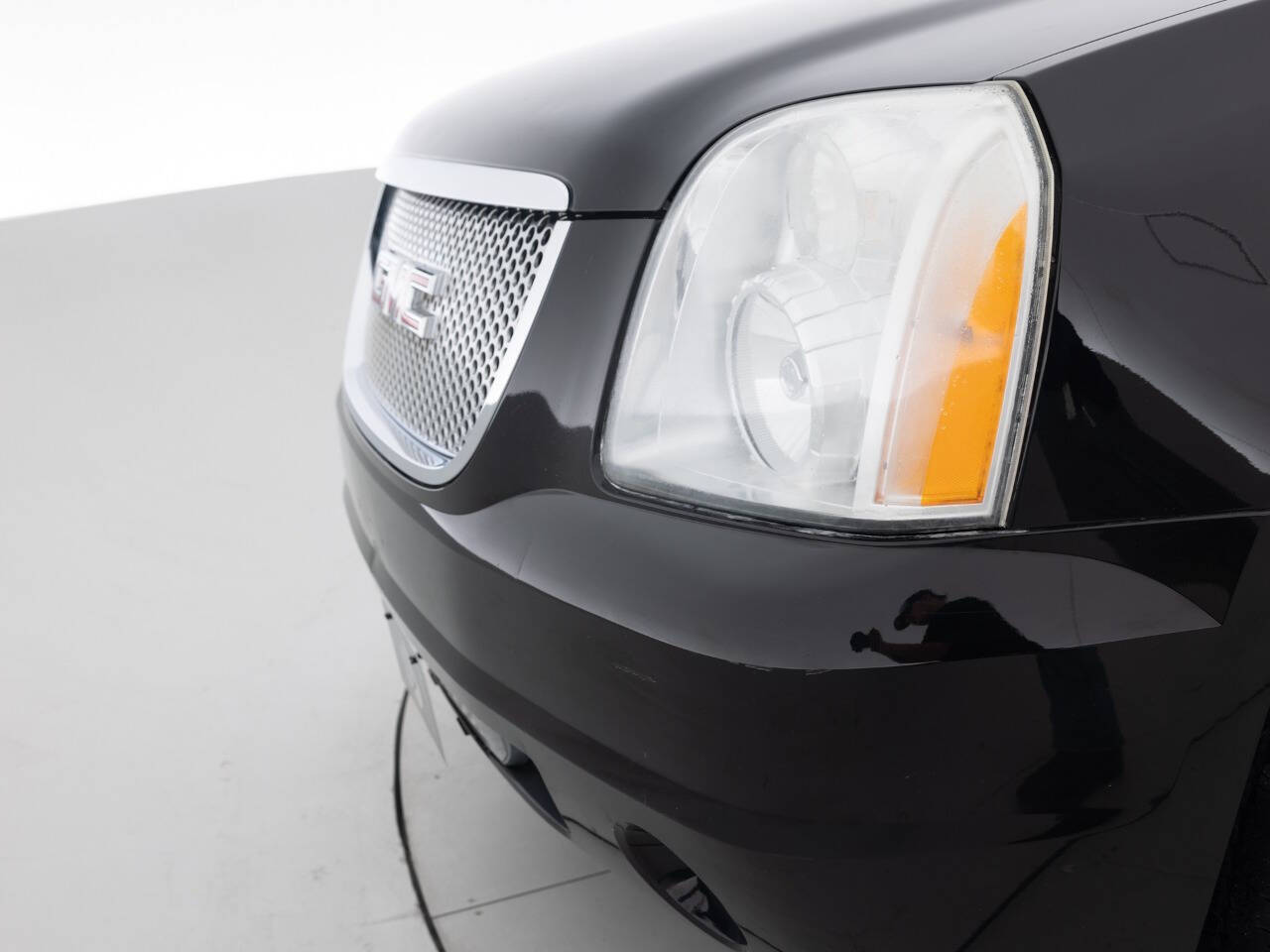 Used Car 2011 Gmc Yukon Xl  Denali Awd Xl 4dr Suv For Sale Under $15,000 In Coal City, Illinois