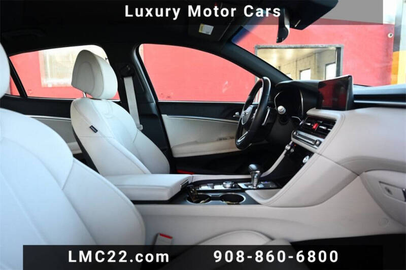 2024 Genesis G70