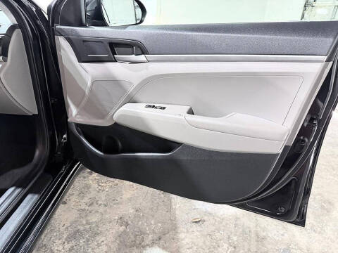 2019 Hyundai Elantra