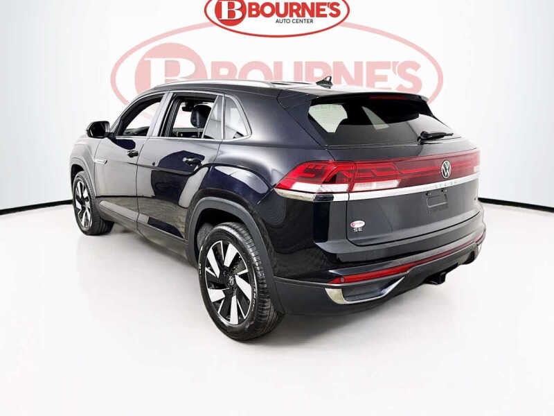 2025 Volkswagen Atlas Cross Sport SE 4Motion
