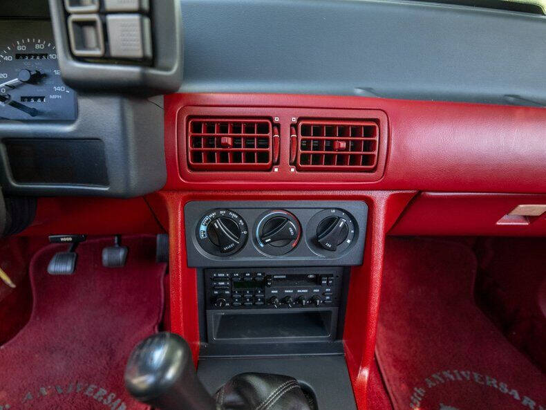 1989 Ford Mustang LX 5.0