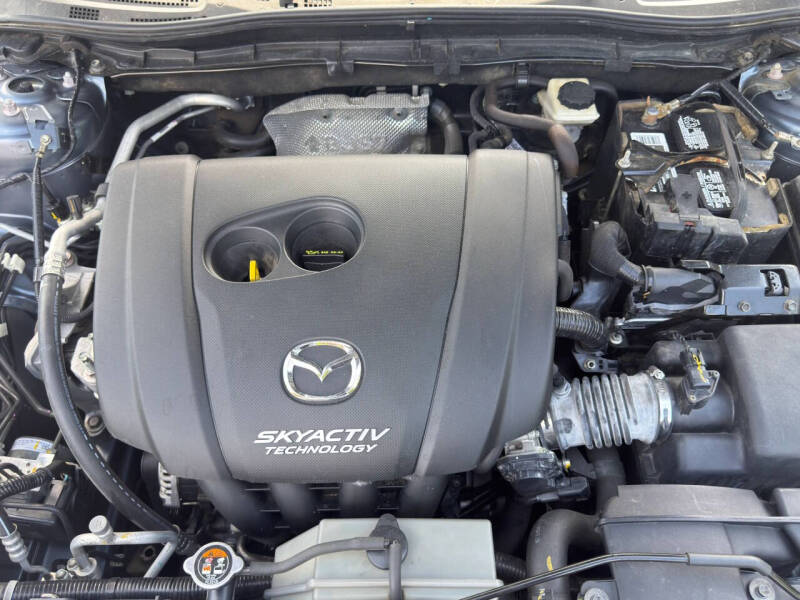 2016 Mazda MAZDA3 i Touring