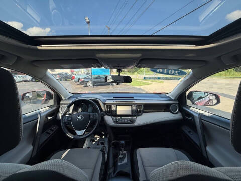 2016 Toyota RAV4 XLE