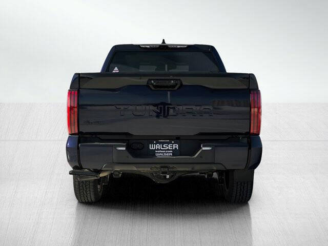 2024 Toyota Tundra Platinum HV