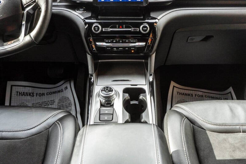 2022 Ford Explorer ST