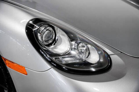 2012 Porsche Cayman R