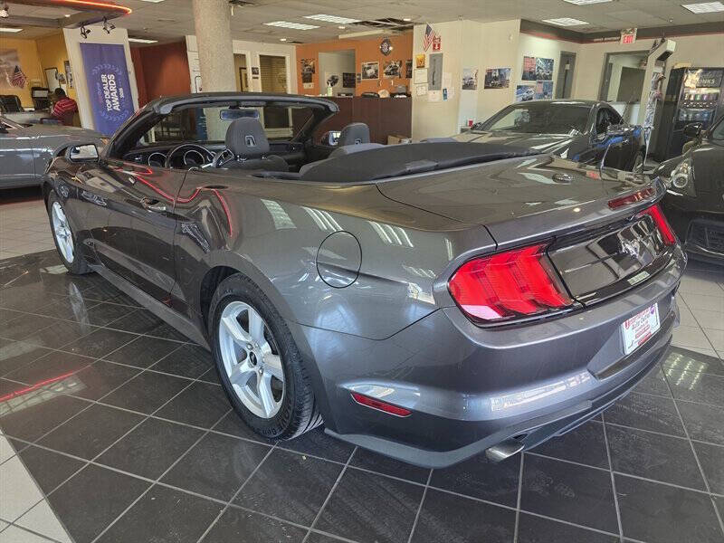 2019 Ford Mustang EcoBoost