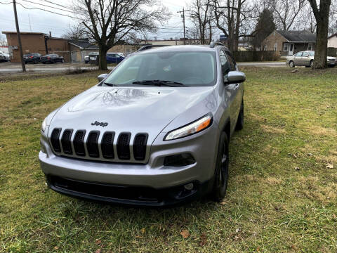 2018 Jeep Cherokee for sale at Cleveland Avenue Autoworks in Columbus OH